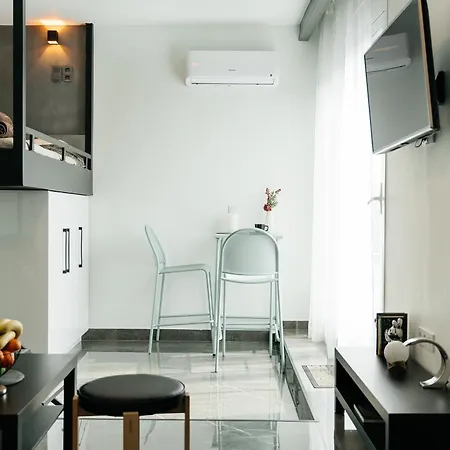 Stylish Overlooking The Acropolis