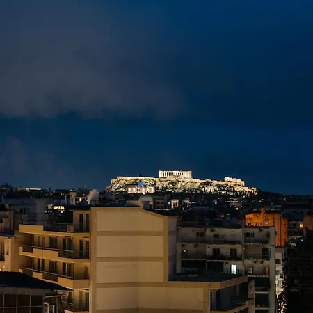 Stylish Overlooking The Acropolis *