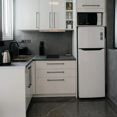 Stylish Overlooking The Acropolis Apartment *