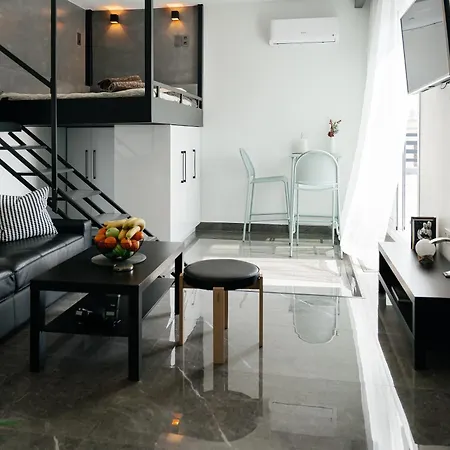Stylish Overlooking The Acropolis Athens