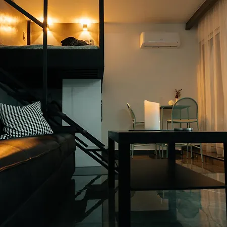 Stylish Overlooking The Acropolis Apartment